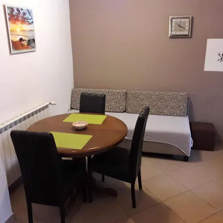 Apartamento Apartment In Zadar/Zadar Riviera 17890